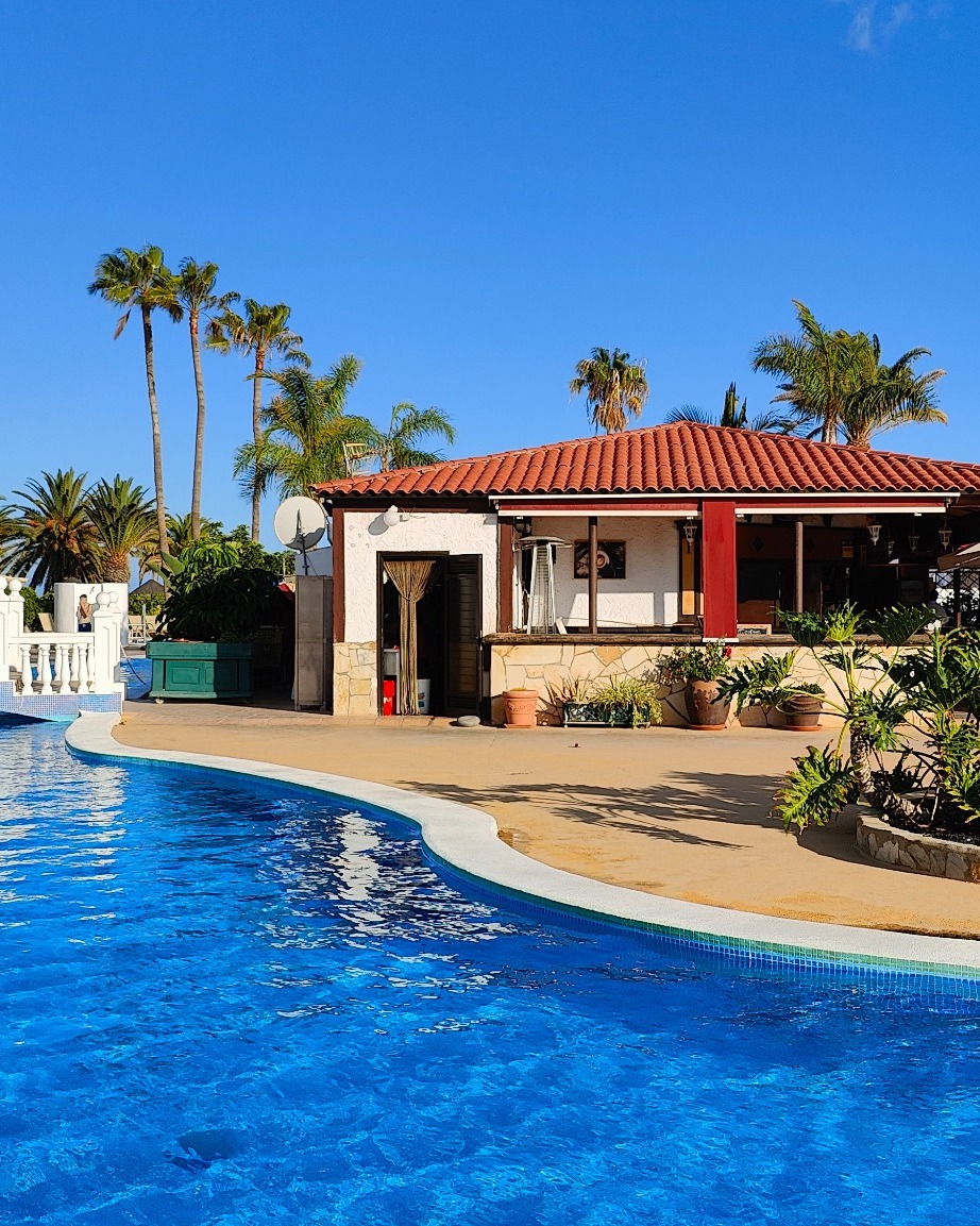Pool bar area in San Andres Village