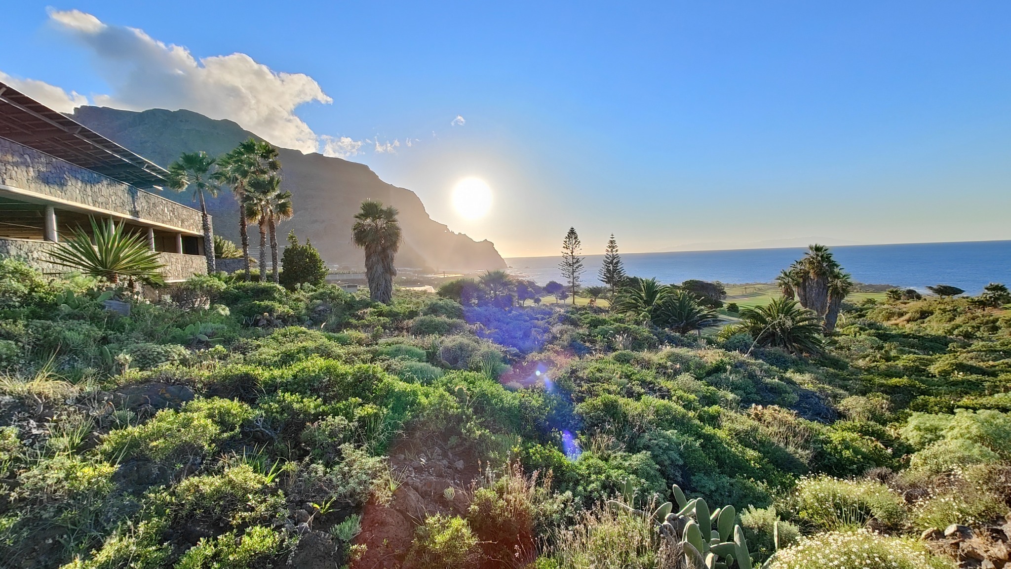 Golf resort with ocean and mountain views in Tenerife