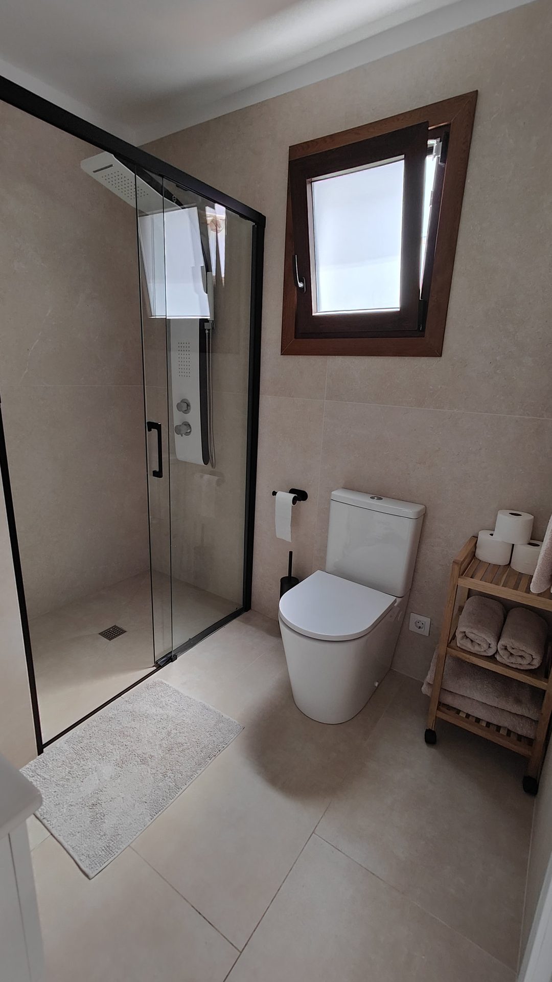 Smaller bathroom by the entrance