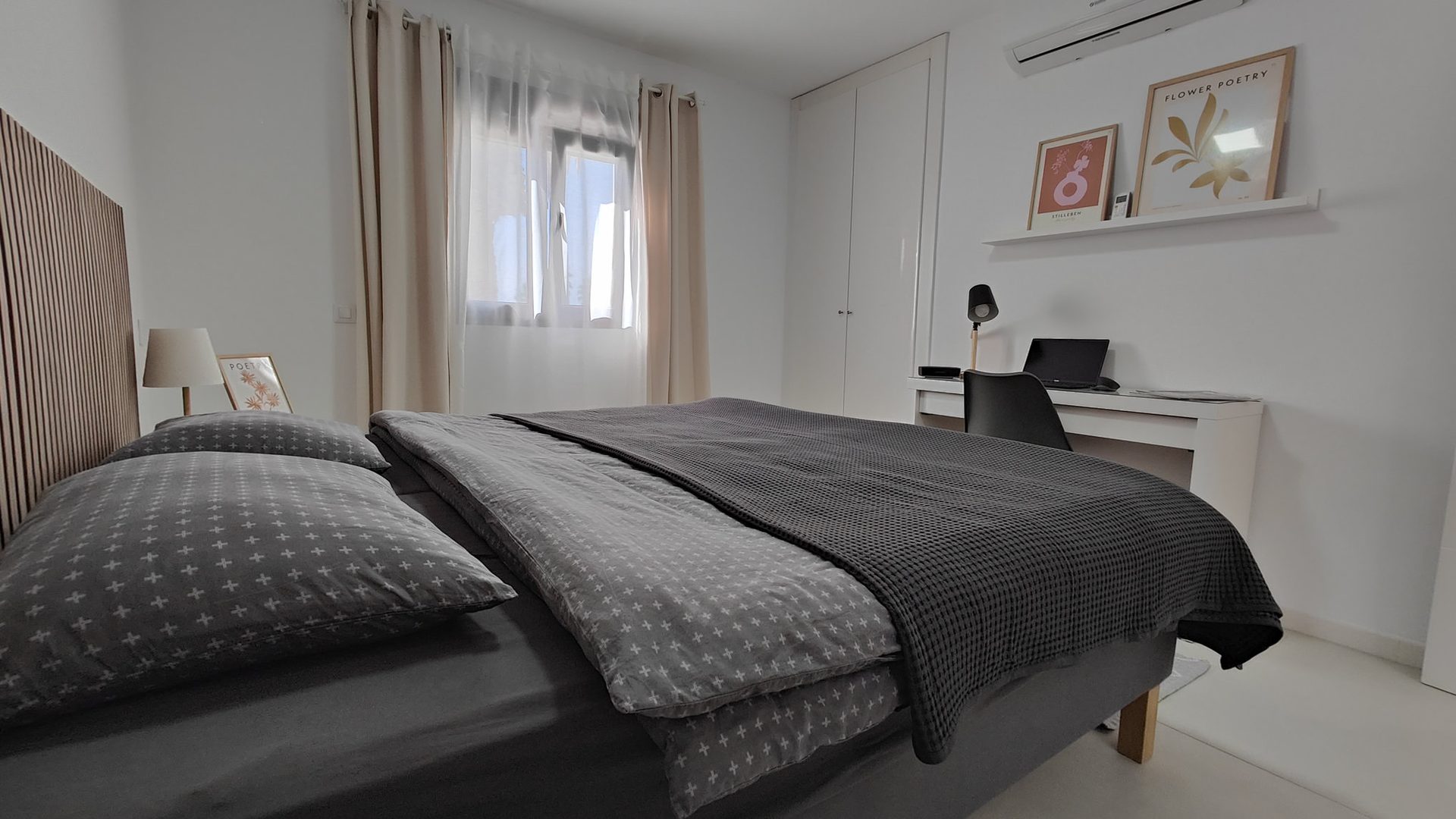 Bedroom II - smaller bedroom beds