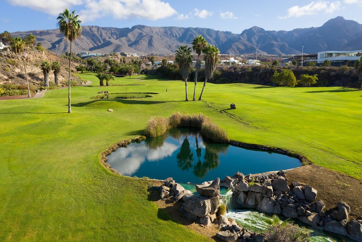 Golf Los Lagos